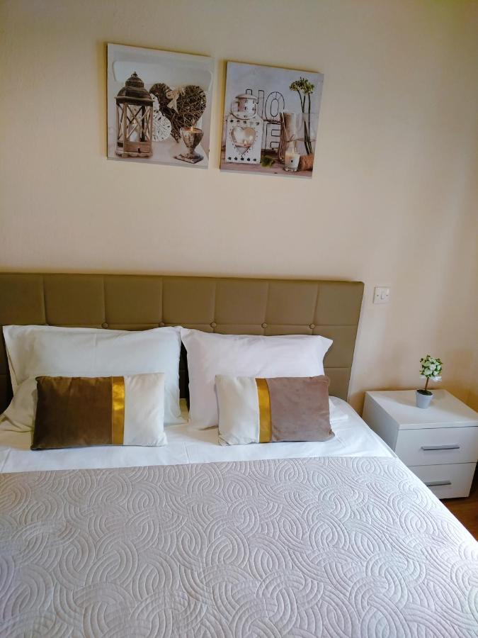 Eveline House Apartment Kallirakhi Bagian luar foto